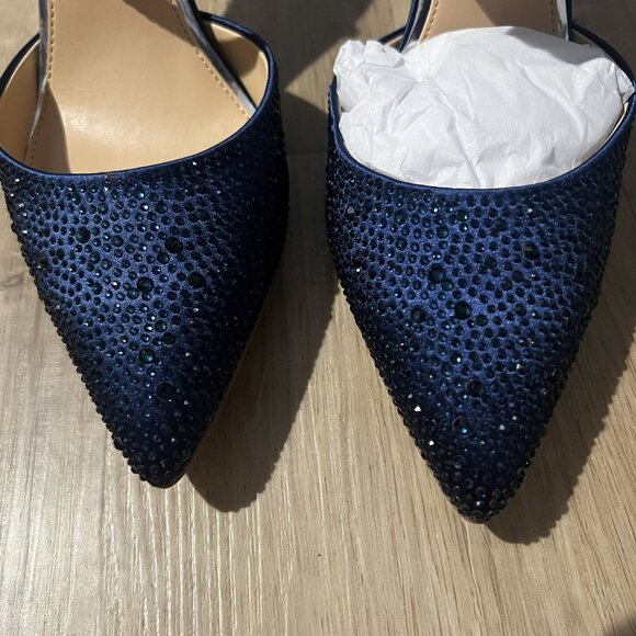 NWT Jewel Badgley Mischka Jailene Navy Satin Pointed Toe Ankle Strap Heels SZ 8 - Picture 3 of 11